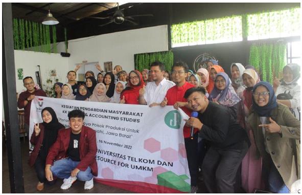 Pelatihan Penentuan Harga Pokok Produksi bagi UMKM di Wilayah Cimahi