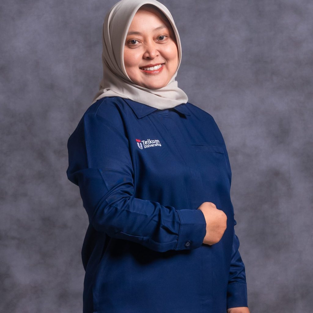 Kharisma Ellyana S.M.B